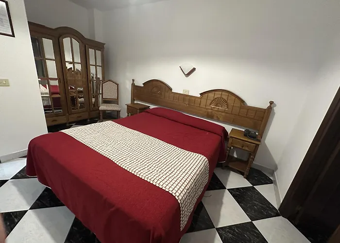 Mediante Hotel *